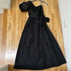 Vintage Sequin Gown with Removable Bow Size 6